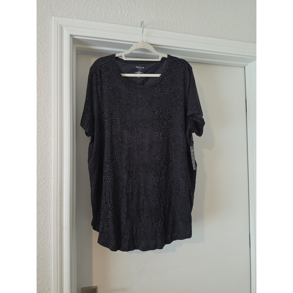 NWT Torrid Active Shirt Sz 3
